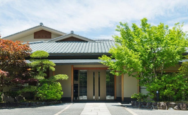 貴船神社参拝納涼の貴船川床料理昼食　野村美術館・ 京都国立博物館を巡る旅